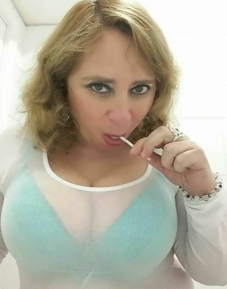 Sara Sanhueza Constanzo - https://www.facebook.com/carmyn.de