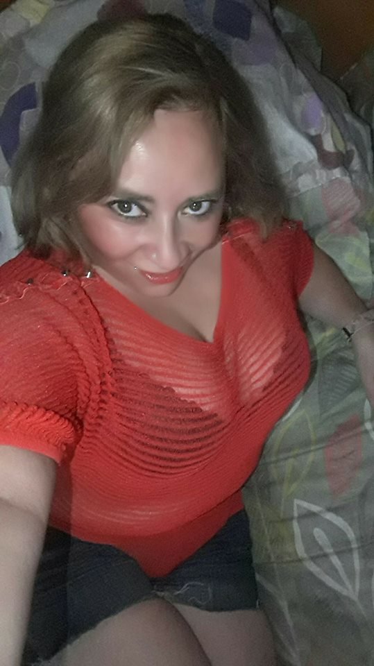 Sara Sanhueza Constanzo - https://www.facebook.com/carmyn.de