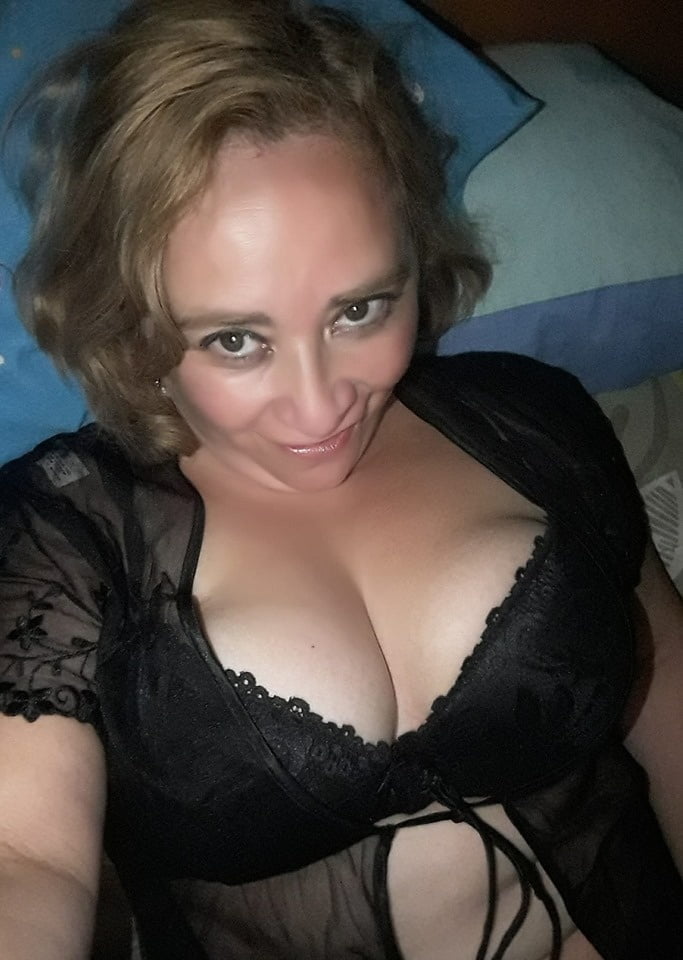 Sara Sanhueza Constanzo - https://www.facebook.com/carmyn.de