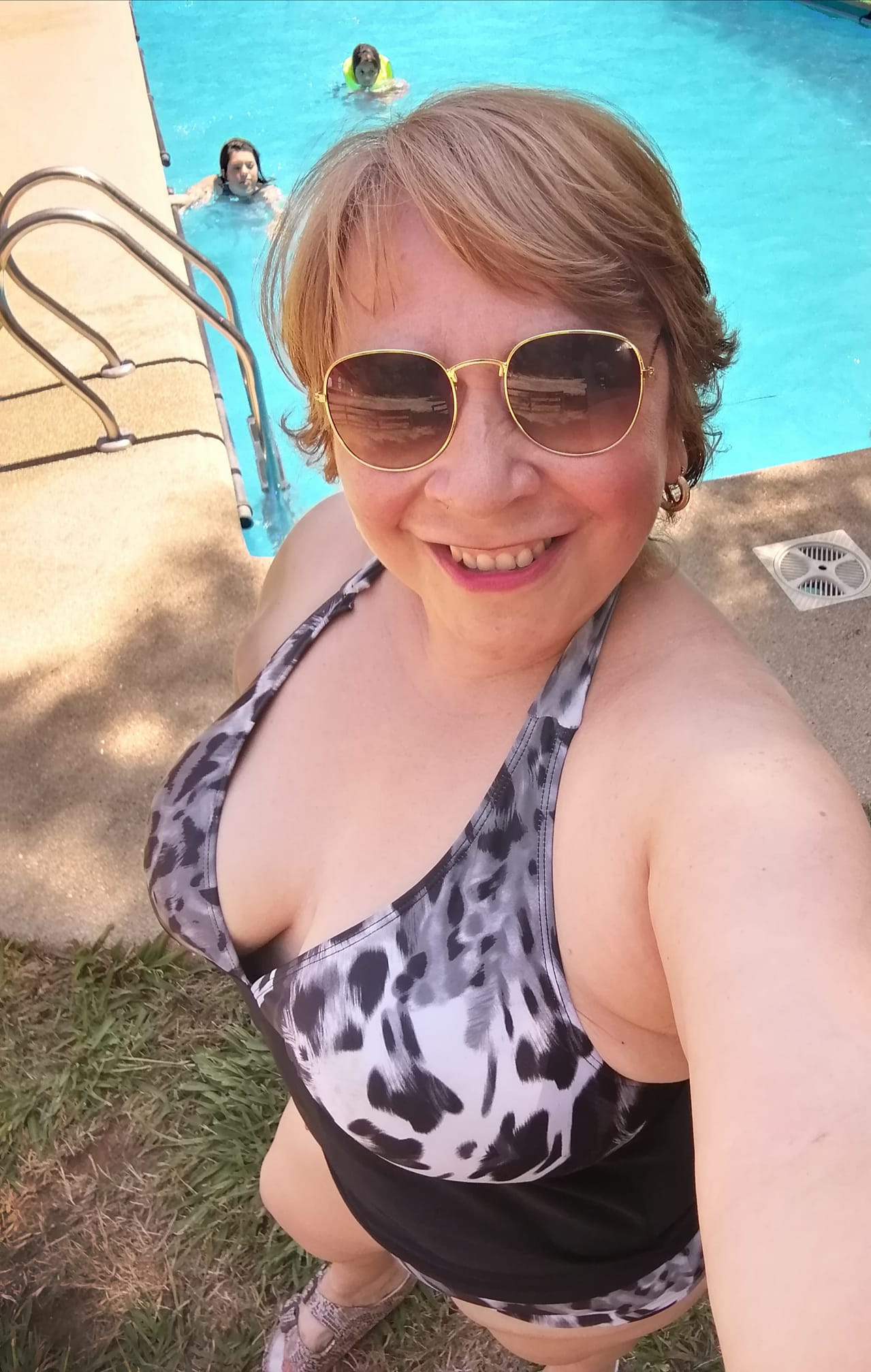 Sara Sanhueza Constanzo - https://www.facebook.com/carmyn.de