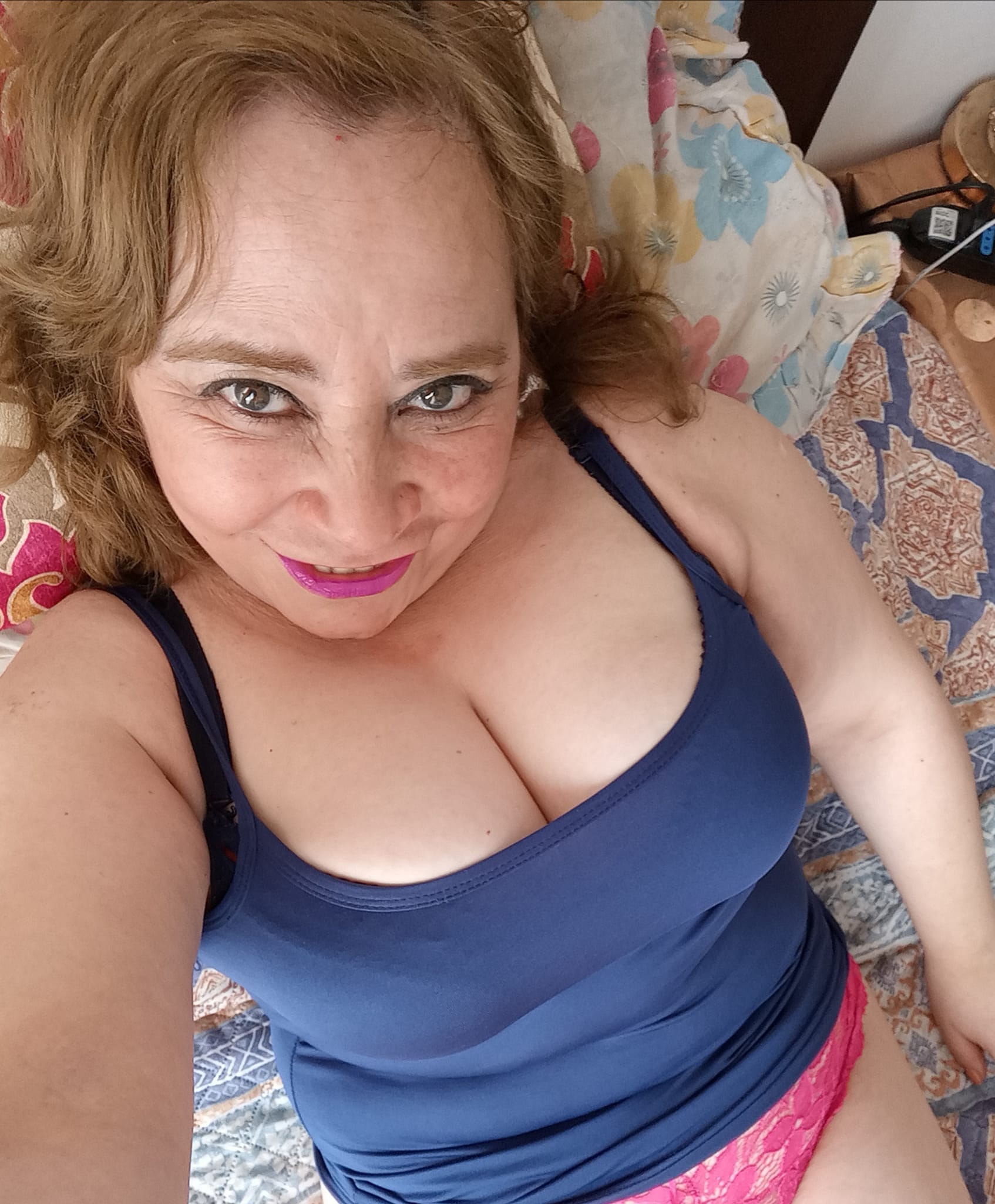 Sara Sanhueza Constanzo - https://www.facebook.com/carmyn.de