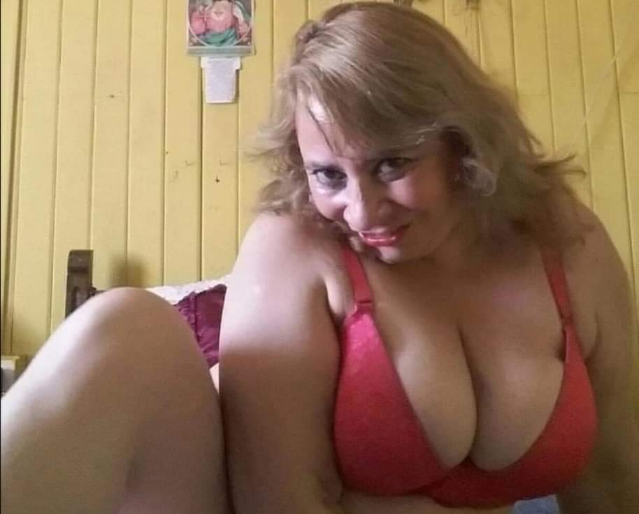 Sara Sanhueza Constanzo - https://www.facebook.com/carmyn.de