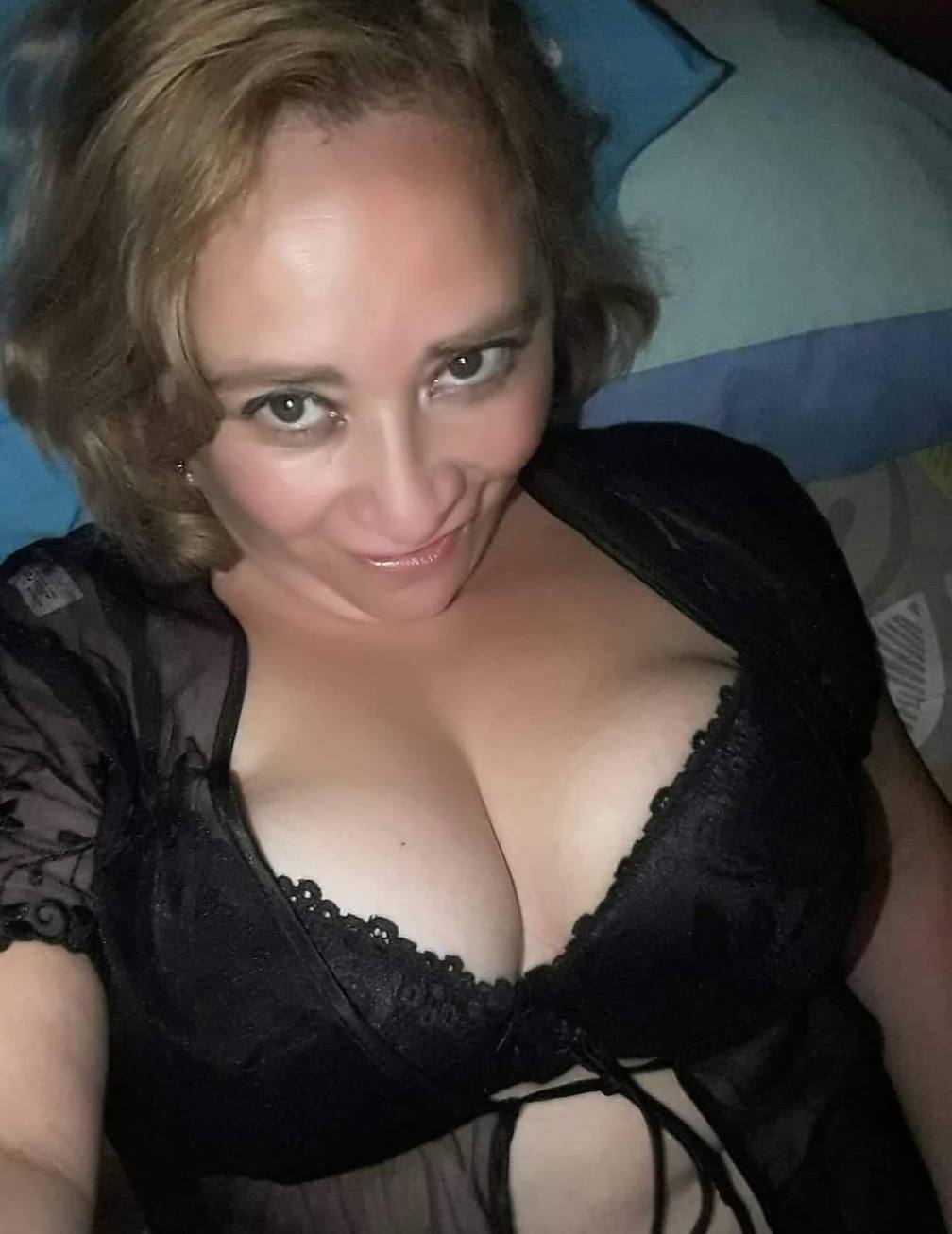 Sara Sanhueza Constanzo - https://www.facebook.com/carmyn.de