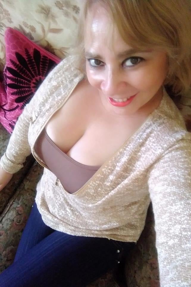 Sara Sanhueza Constanzo - https://www.facebook.com/carmyn.de