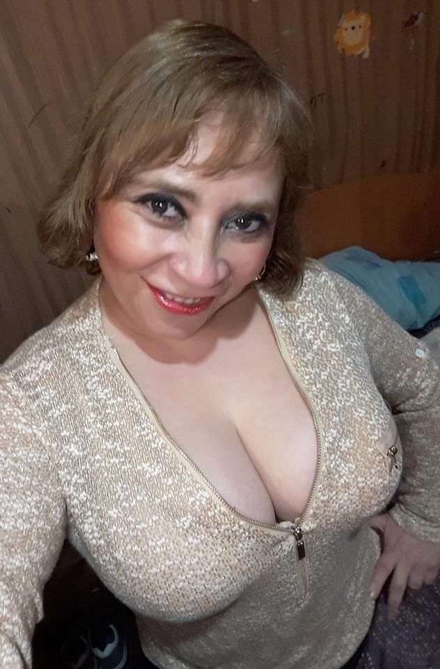 Sara Sanhueza Constanzo - https://www.facebook.com/carmyn.de