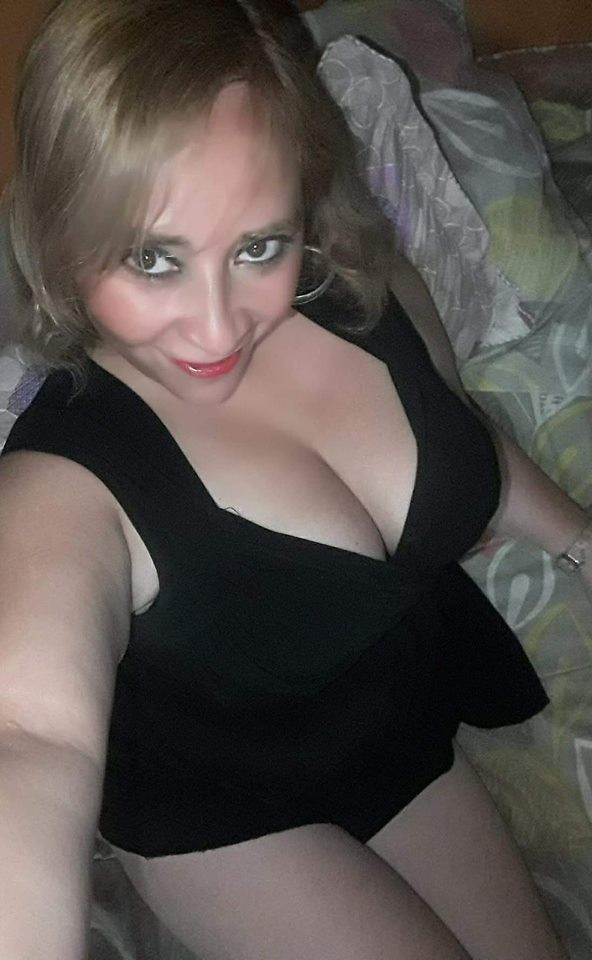 Sara Sanhueza Constanzo - https://www.facebook.com/carmyn.de