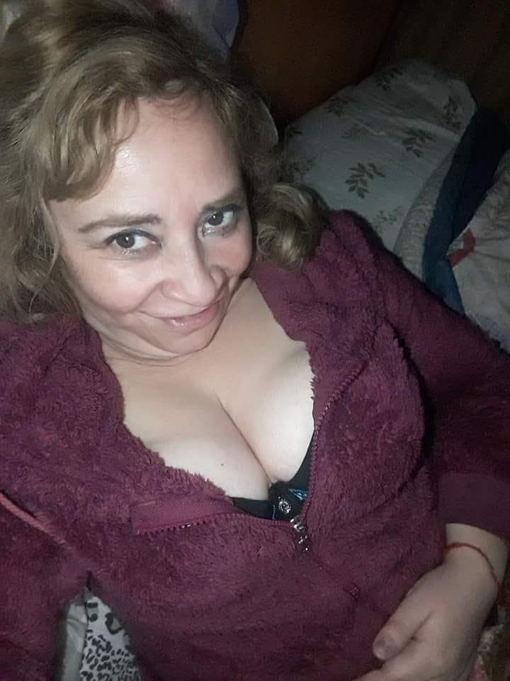 Sara Sanhueza Constanzo - https://www.facebook.com/carmyn.de