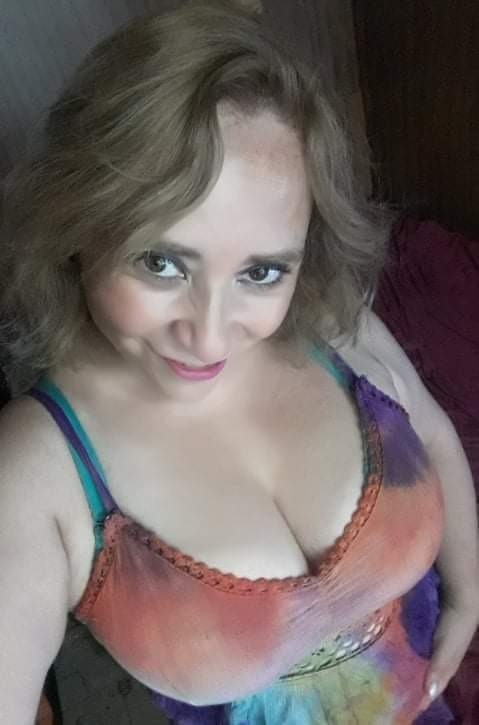 Sara Sanhueza Constanzo - https://www.facebook.com/carmyn.de