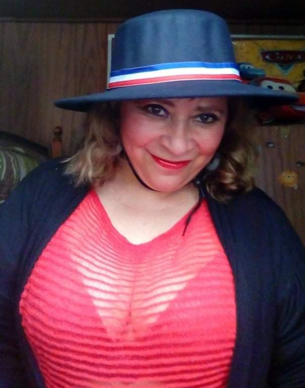 Sara Sanhueza Constanzo - https://www.facebook.com/carmyn.de