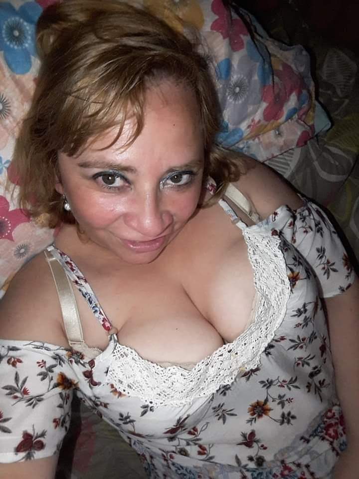 Sara Sanhueza Constanzo - https://www.facebook.com/carmyn.de