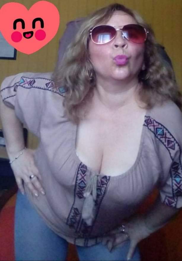 Sara Sanhueza Constanzo - https://www.facebook.com/carmyn.de