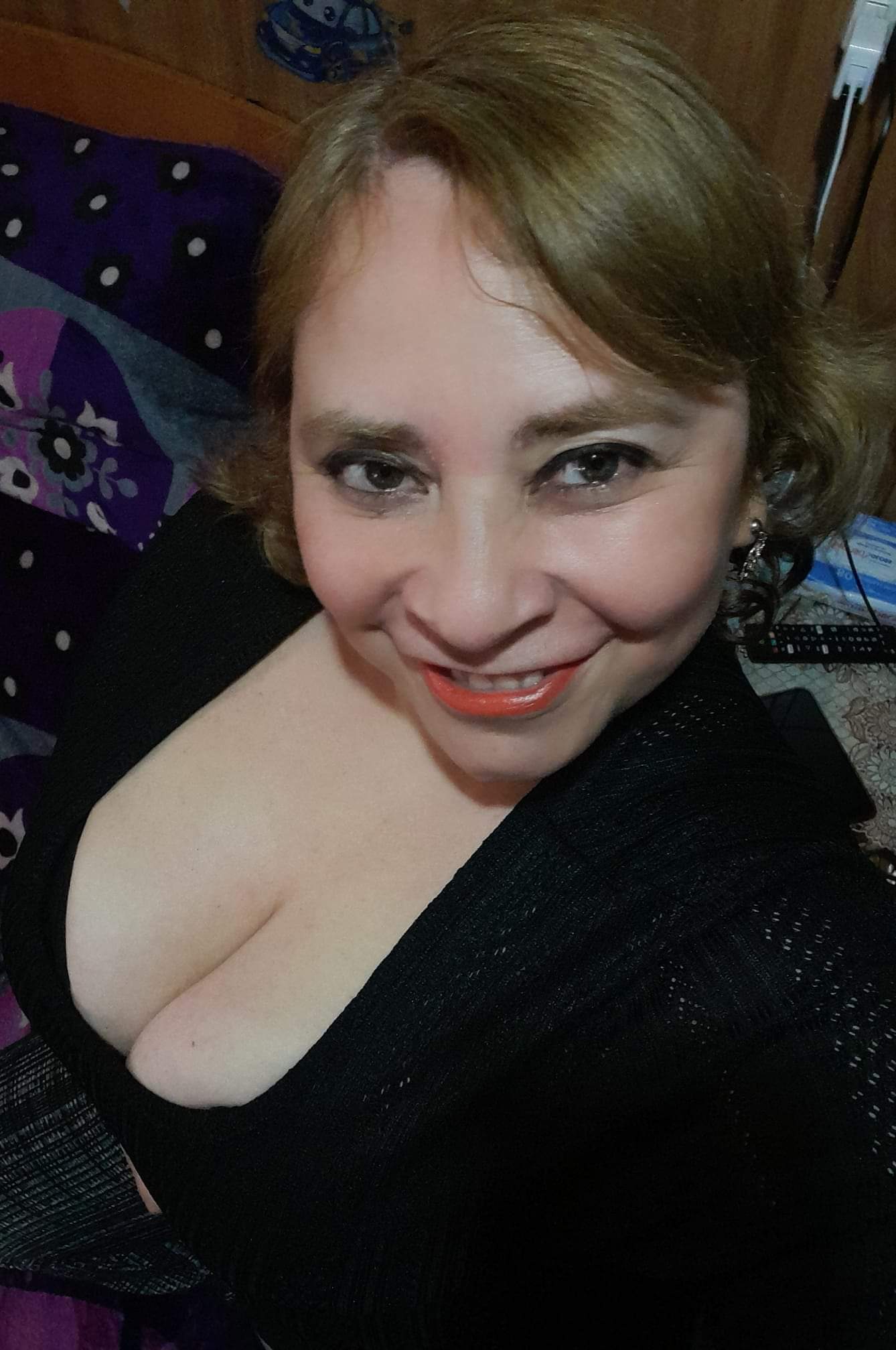 Sara Sanhueza Constanzo - https://www.facebook.com/carmyn.de