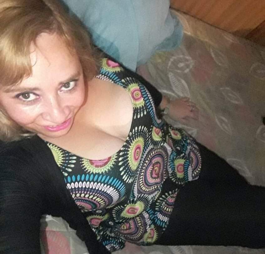 Sara Sanhueza Constanzo - https://www.facebook.com/carmyn.de