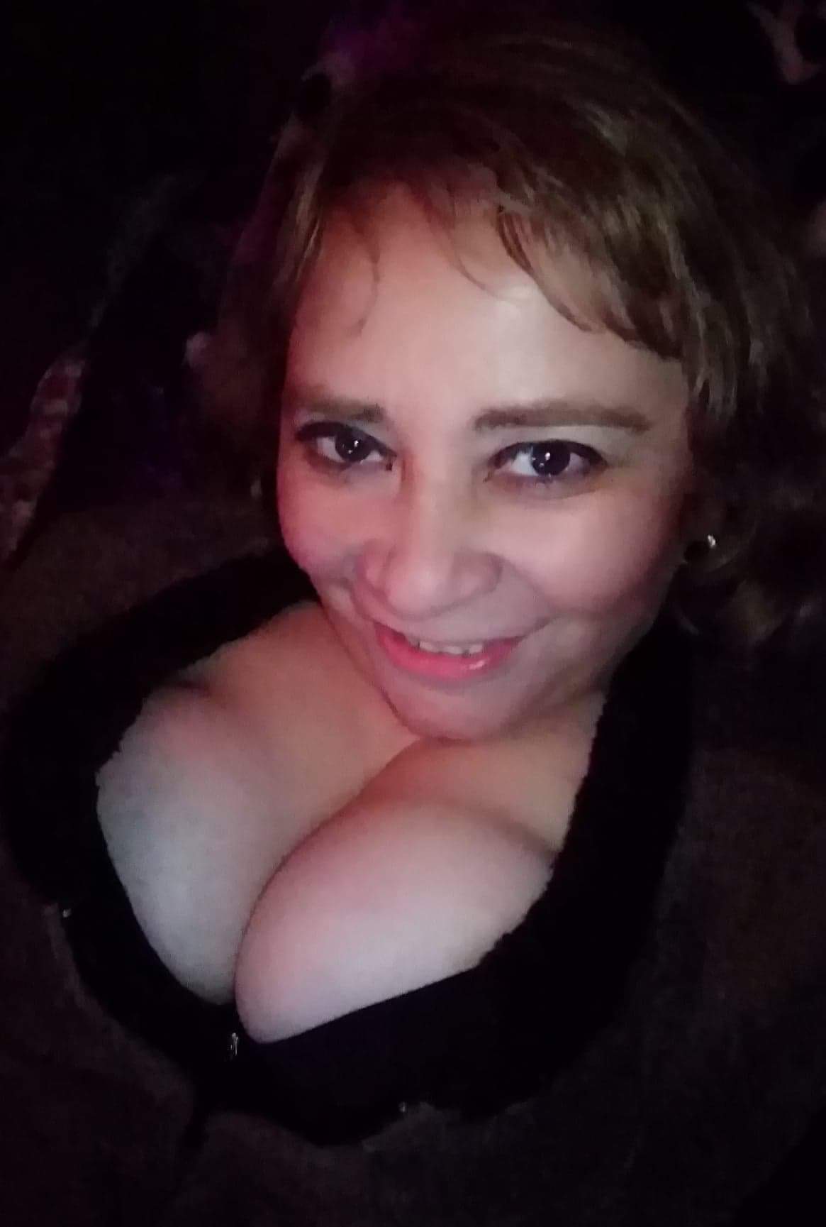 Sara Sanhueza Constanzo - https://www.facebook.com/carmyn.de