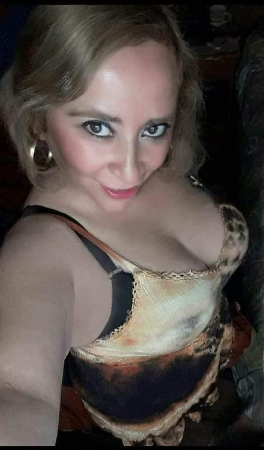 Sara Sanhueza Constanzo - https://www.facebook.com/carmyn.de