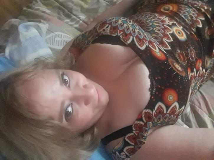 Sara Sanhueza Constanzo - https://www.facebook.com/carmyn.de