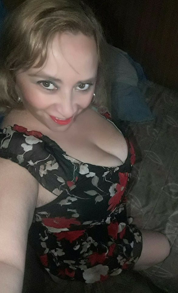 Sara Sanhueza Constanzo - https://www.facebook.com/carmyn.de