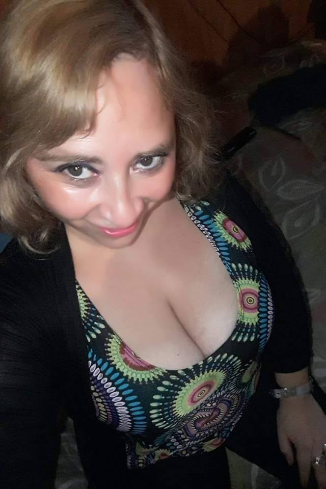 Sara Sanhueza Constanzo - https://www.facebook.com/carmyn.de