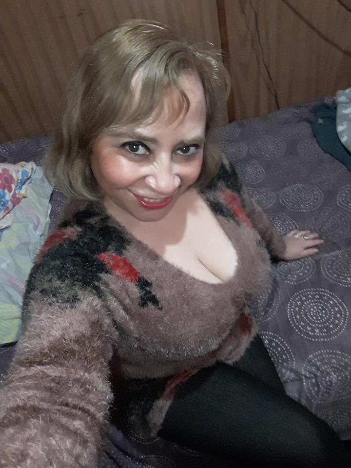 Sara Sanhueza Constanzo - https://www.facebook.com/carmyn.de