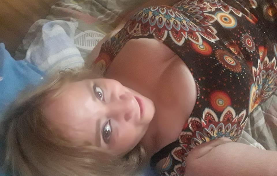 Sara Sanhueza Constanzo - https://www.facebook.com/carmyn.de