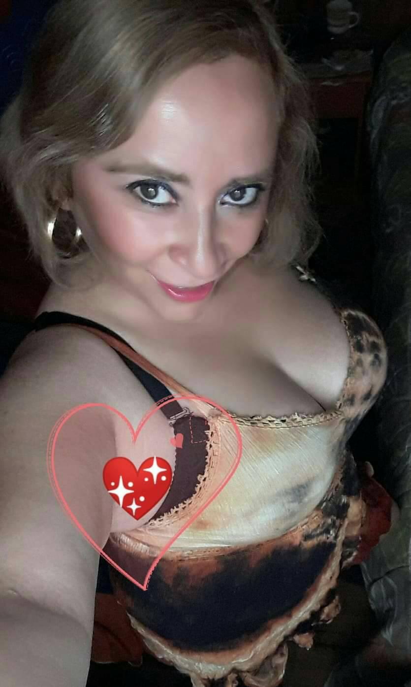 Sara Sanhueza Constanzo - https://www.facebook.com/carmyn.de