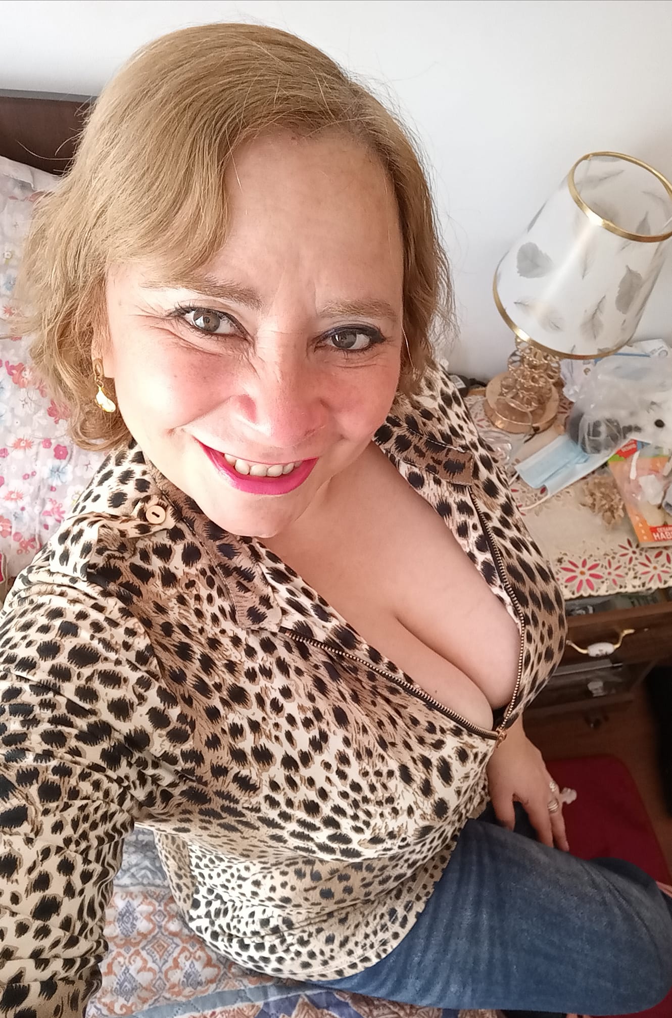 Sara Sanhueza Constanzo - https://www.facebook.com/carmyn.de