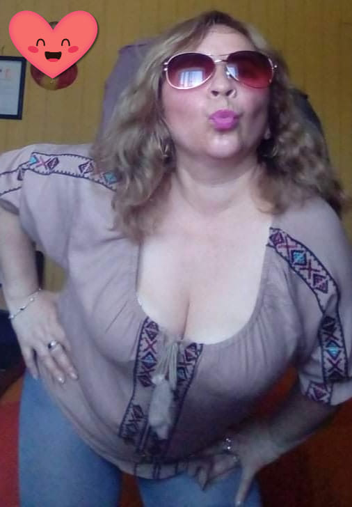 Sara Sanhueza Constanzo - https://www.facebook.com/carmyn.de