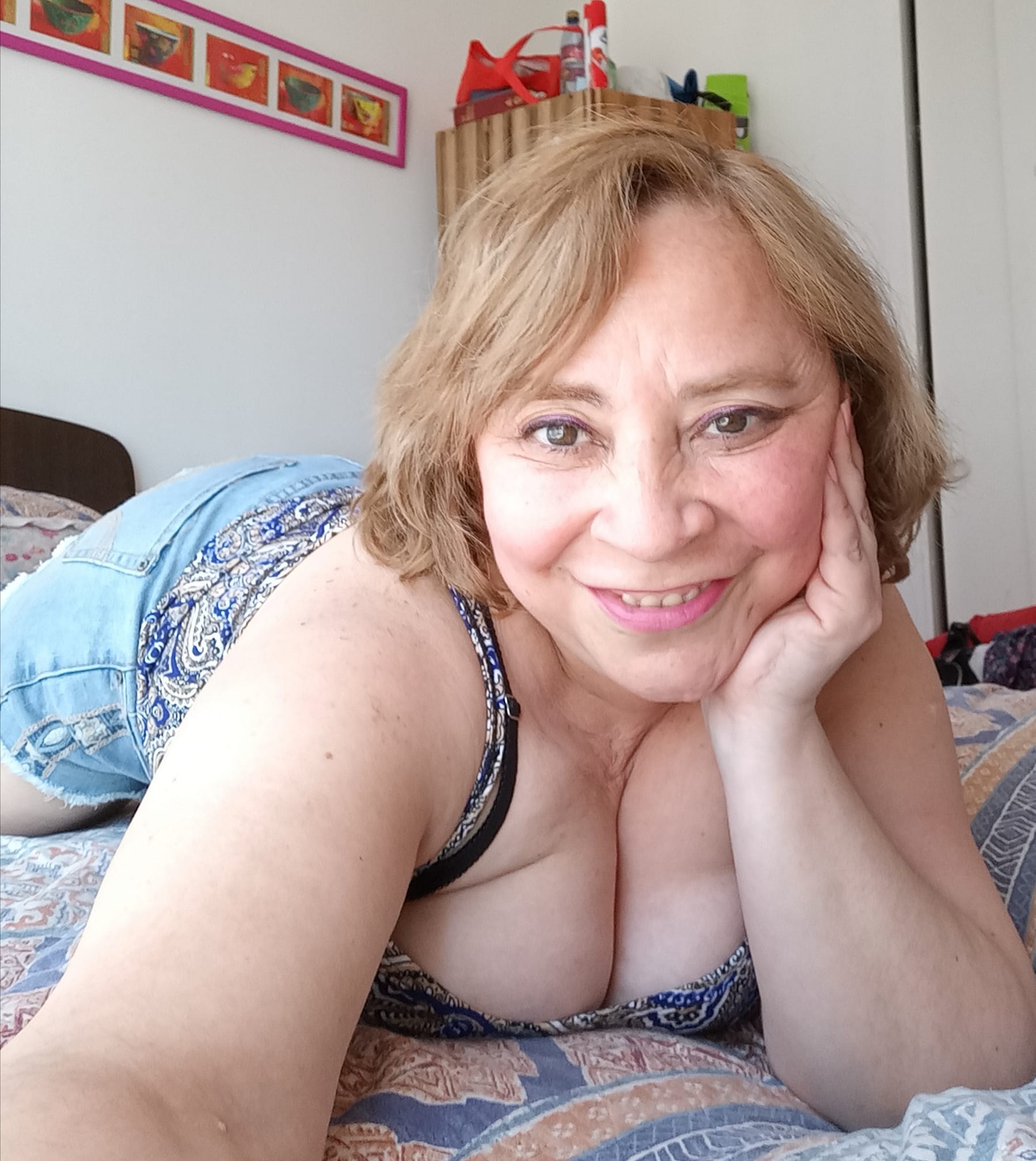 Sara Sanhueza Constanzo - https://www.facebook.com/carmyn.de