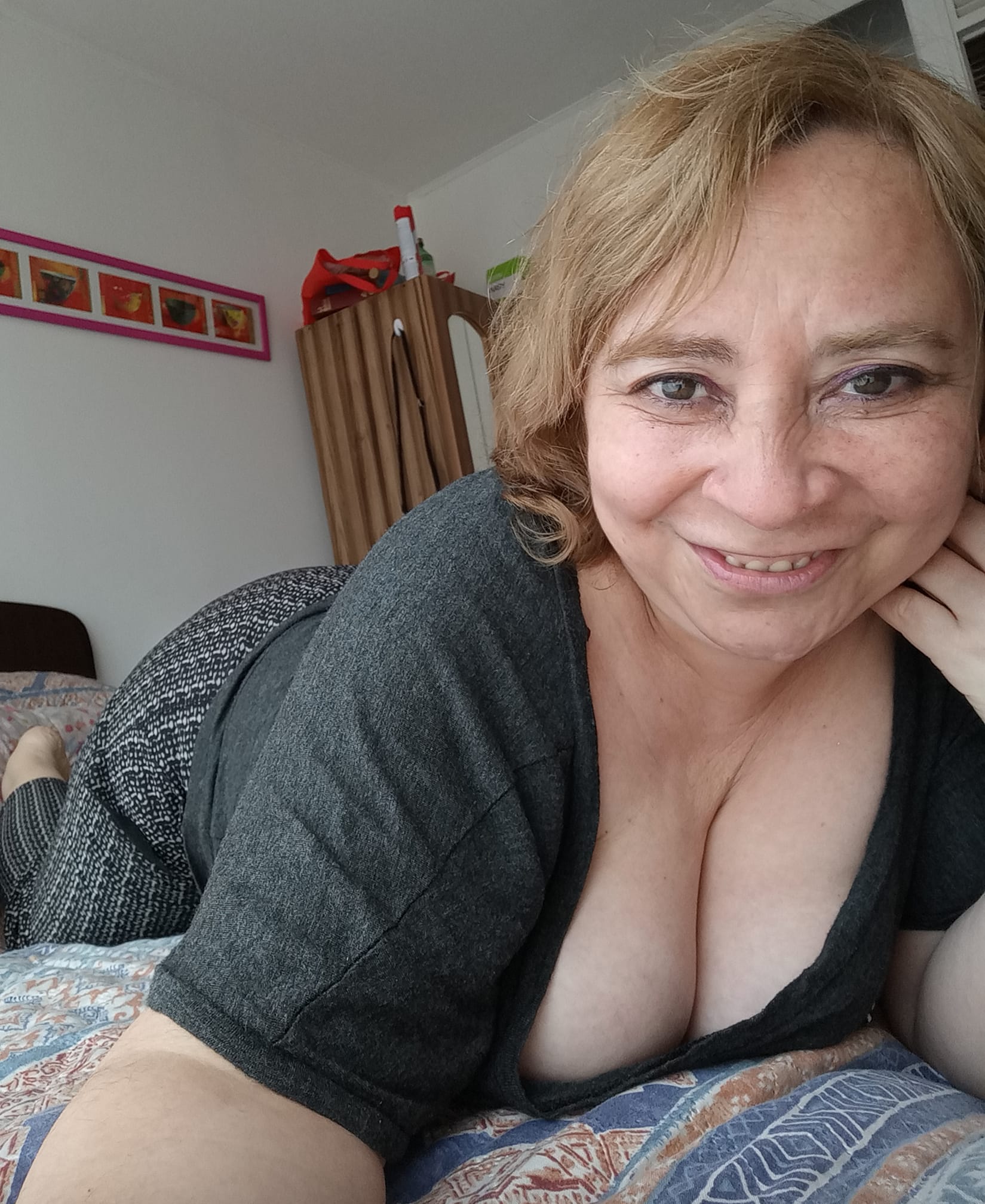 Sara Sanhueza Constanzo - https://www.facebook.com/carmyn.de