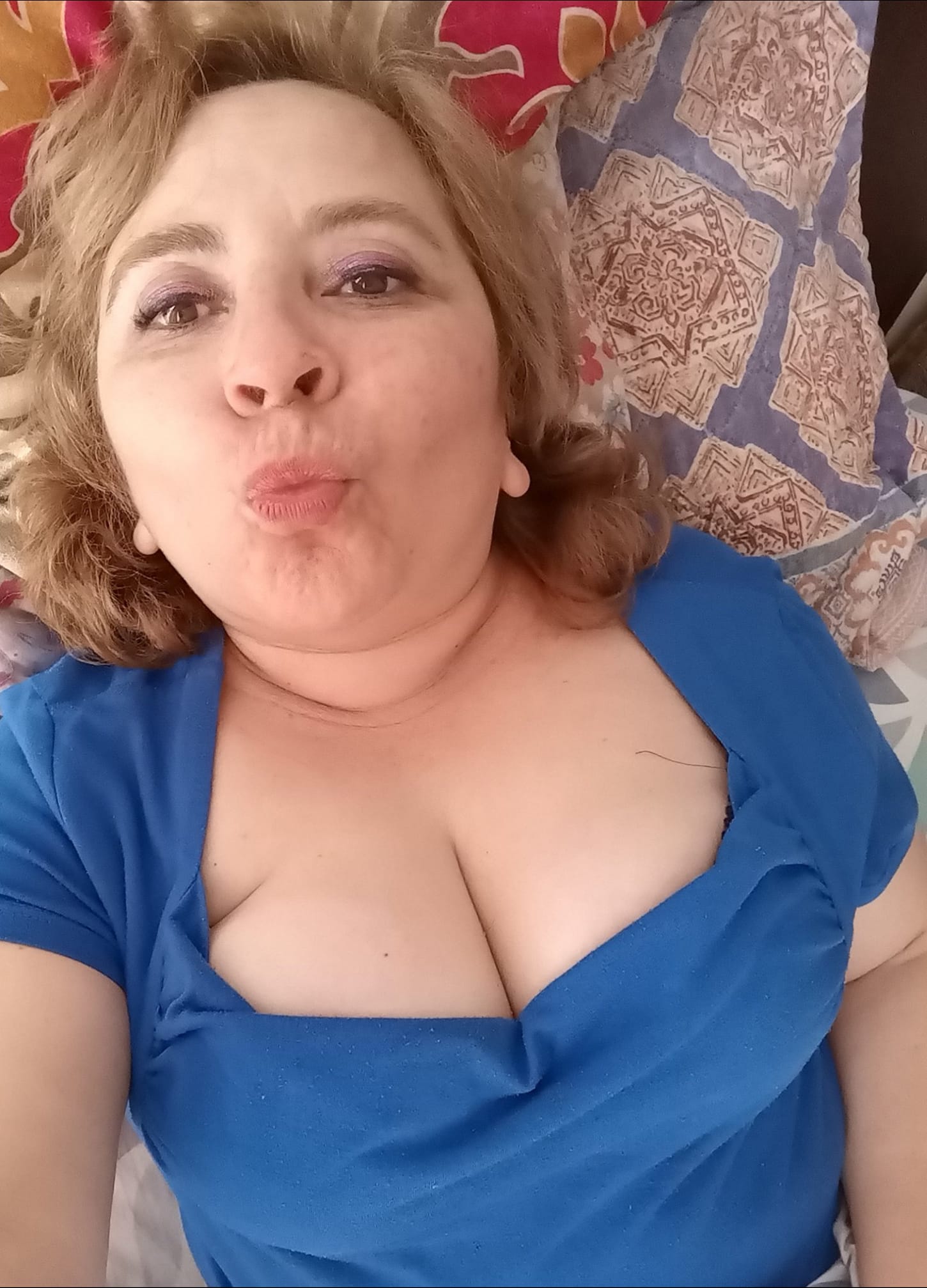 Sara Sanhueza Constanzo - https://www.facebook.com/carmyn.de