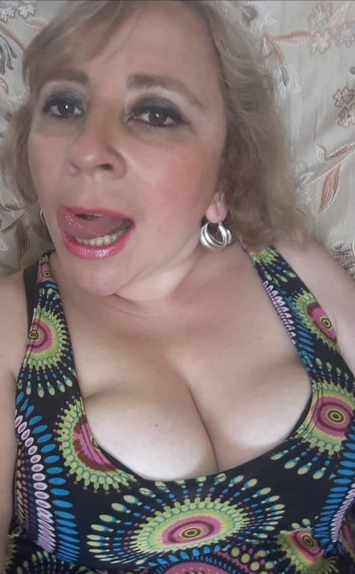 Sara Sanhueza Constanzo - https://www.facebook.com/carmyn.de