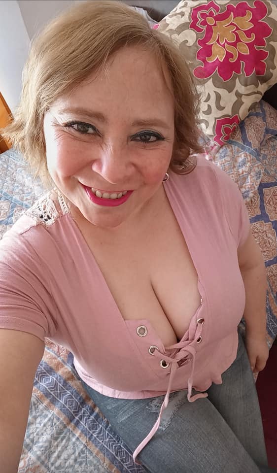 Sara Sanhueza Constanzo - https://www.facebook.com/carmyn.de