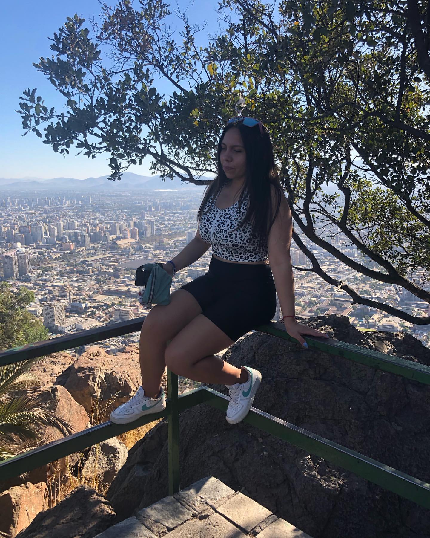 Instagram: daafnee_zf