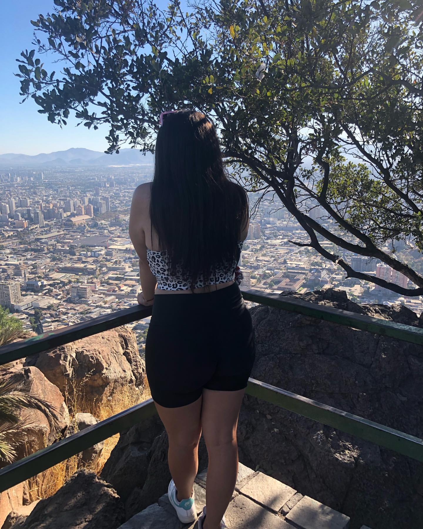 Instagram: daafnee_zf