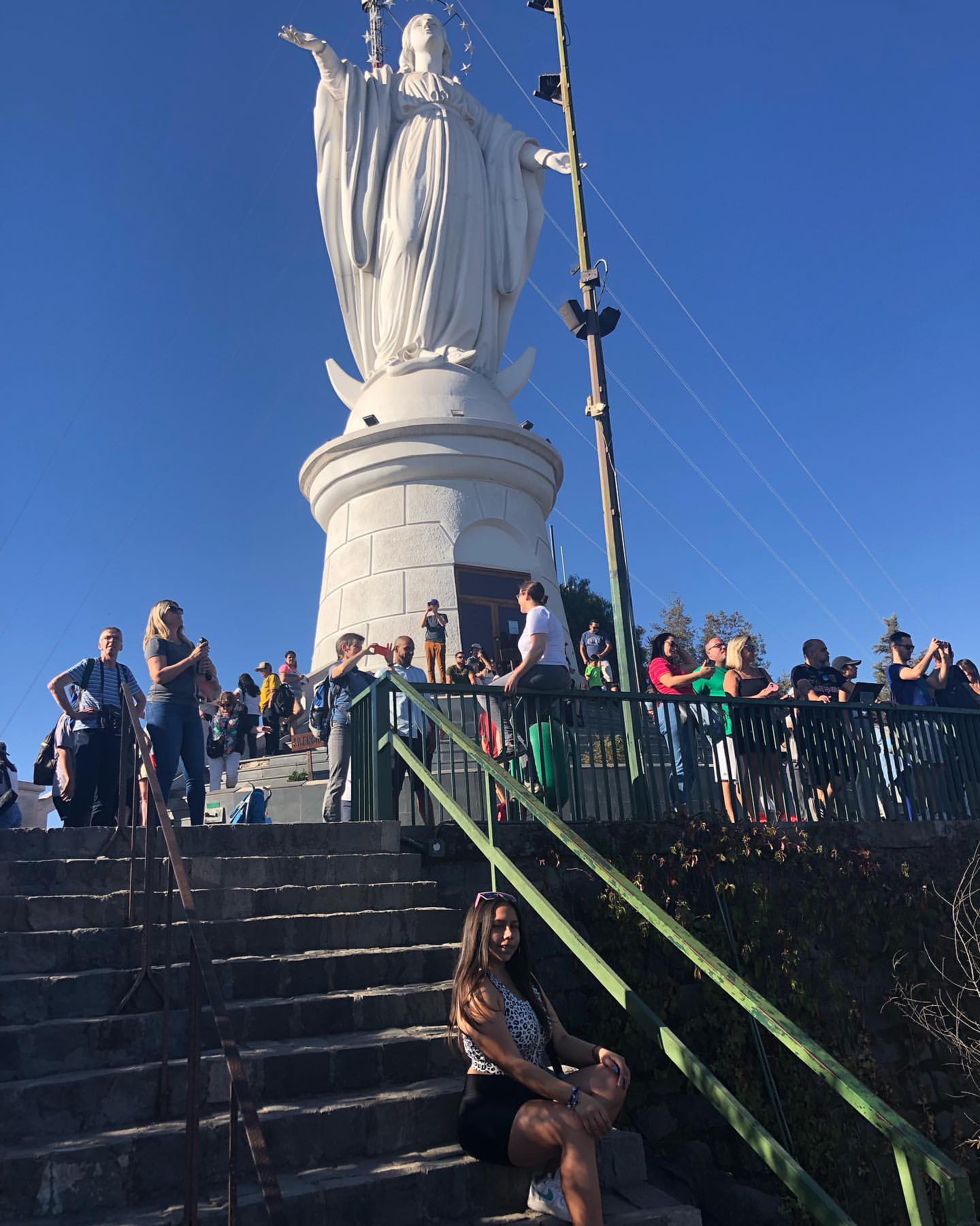 Instagram: daafnee_zf