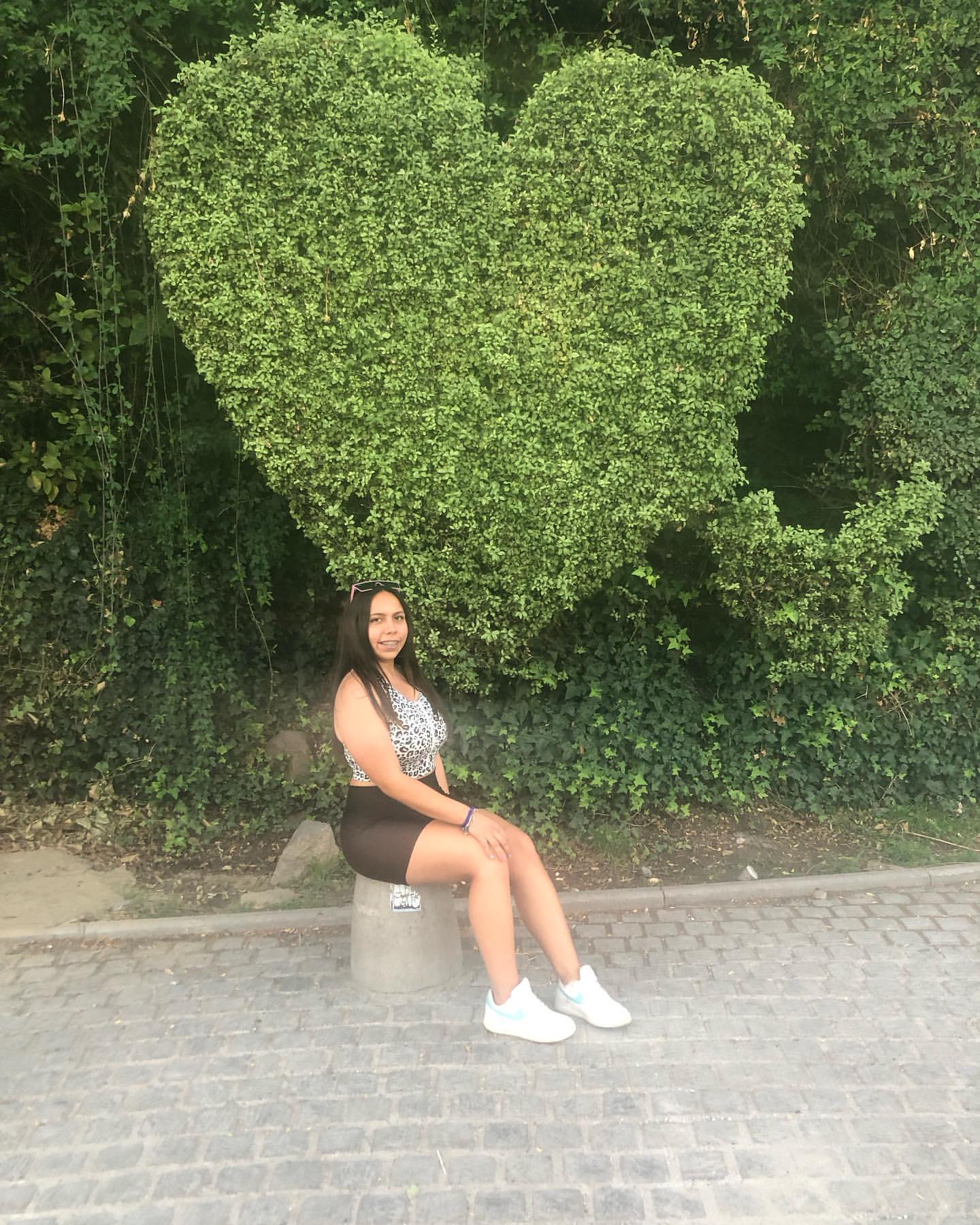 Instagram: daafnee_zf