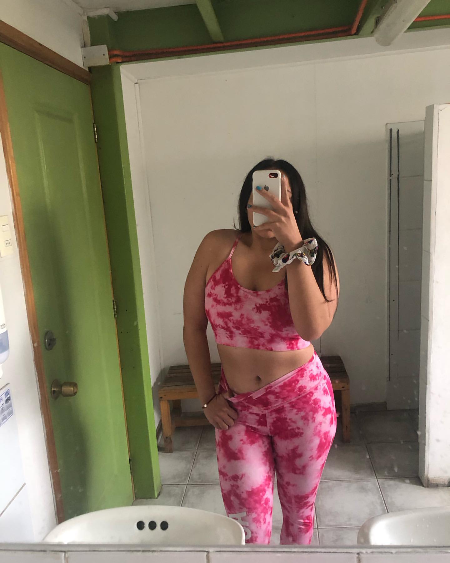 Instagram: daafnee_zf