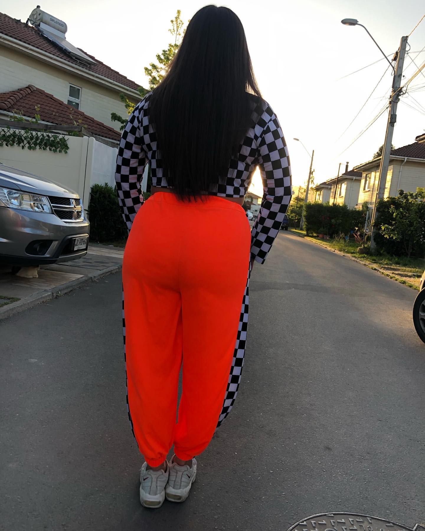 Instagram: daafnee_zf