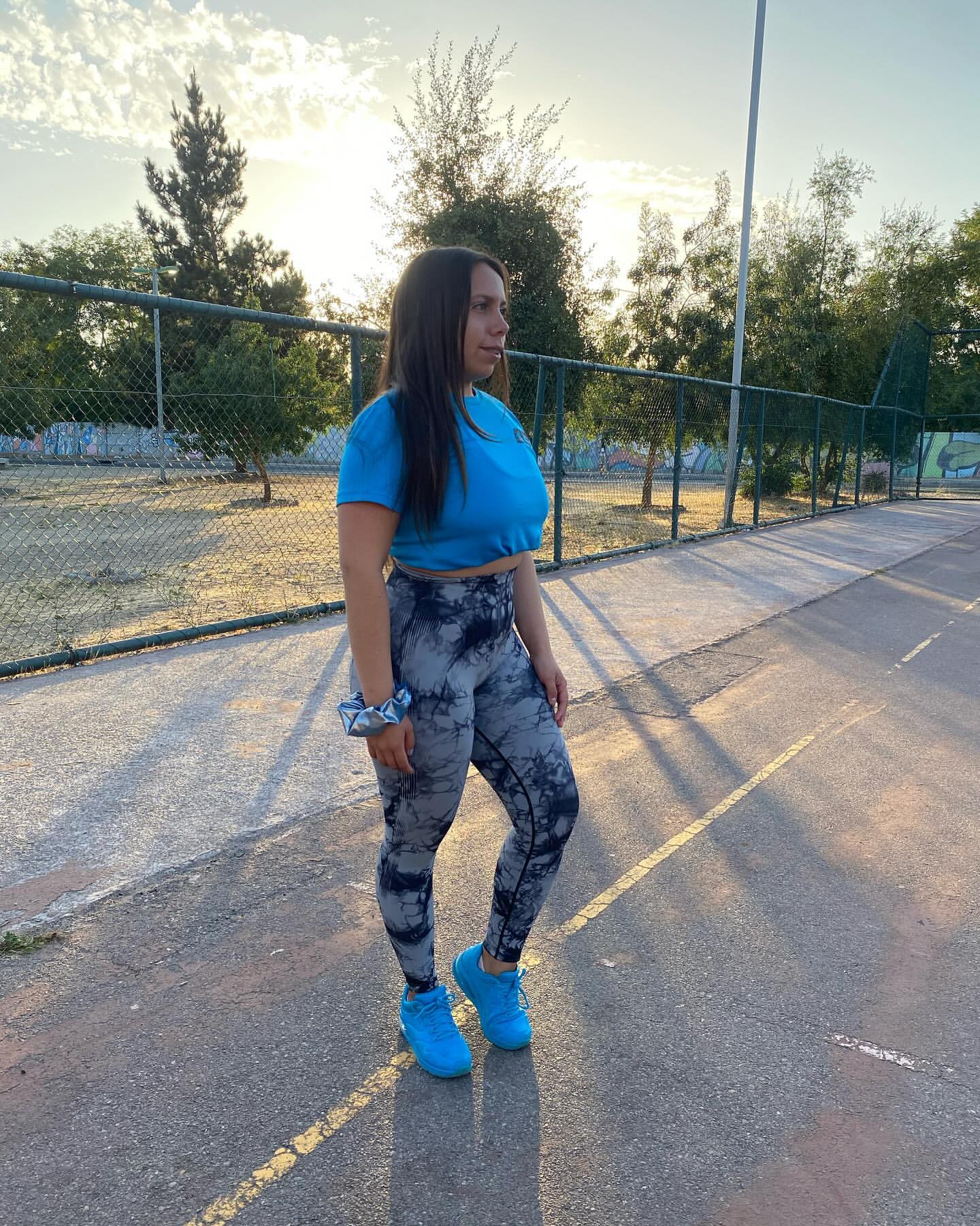 Instagram: daafnee_zf