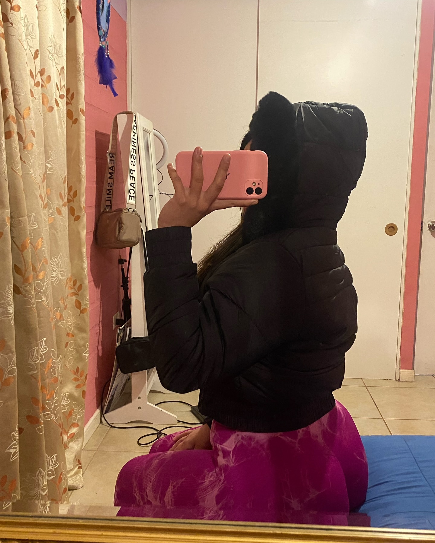 Instagram: daafnee_zf