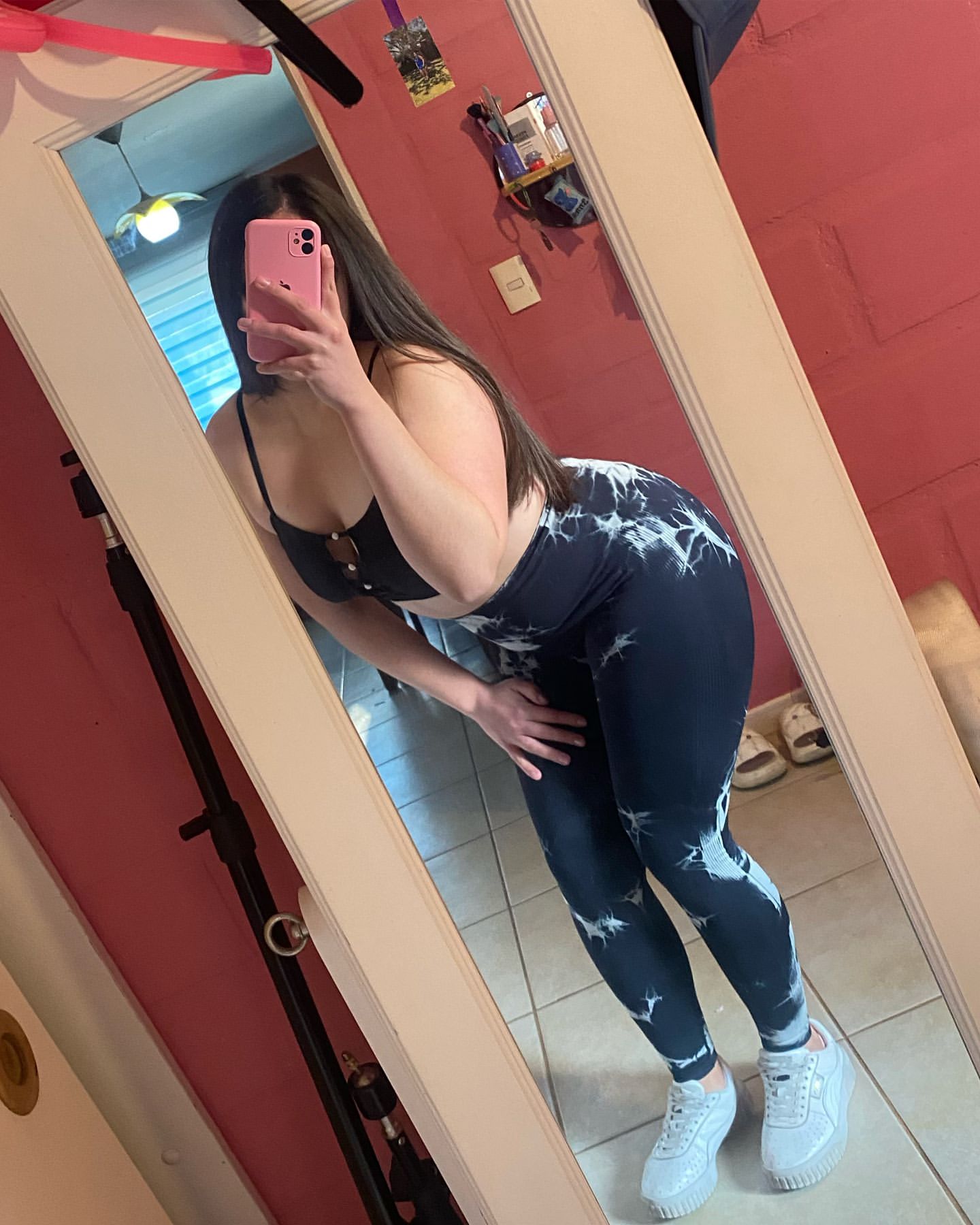 Instagram: daafnee_zf