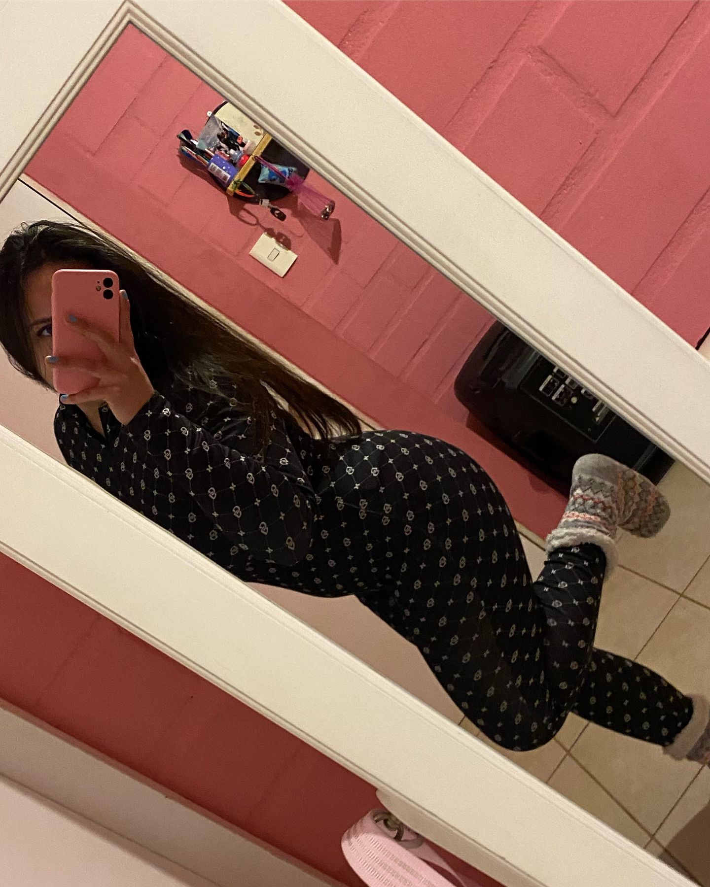 Instagram: daafnee_zf