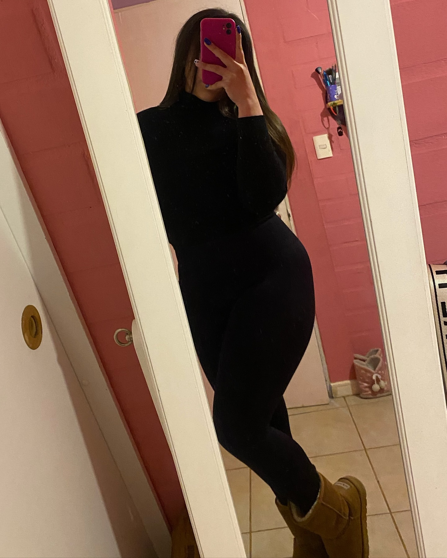 Instagram: daafnee_zf