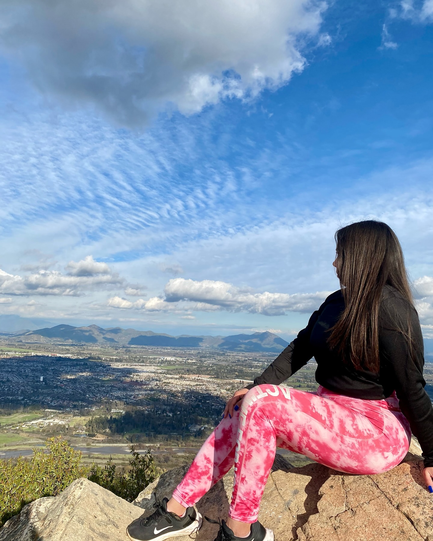 Instagram: daafnee_zf