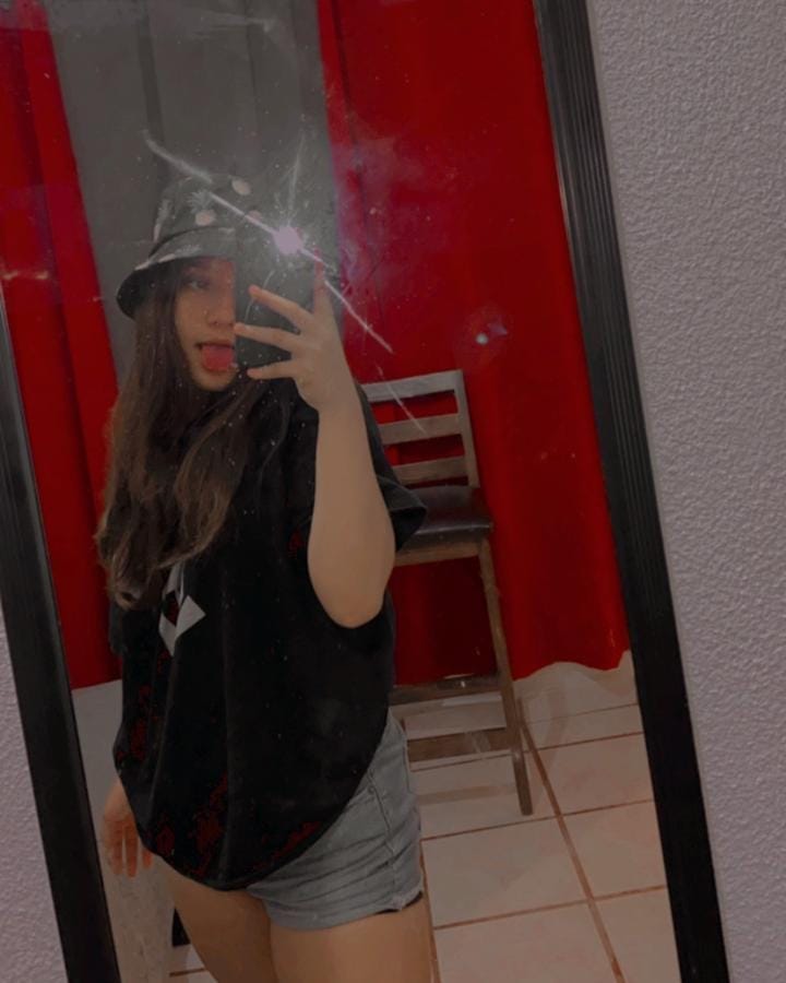 Instagram: dani.dcastillo