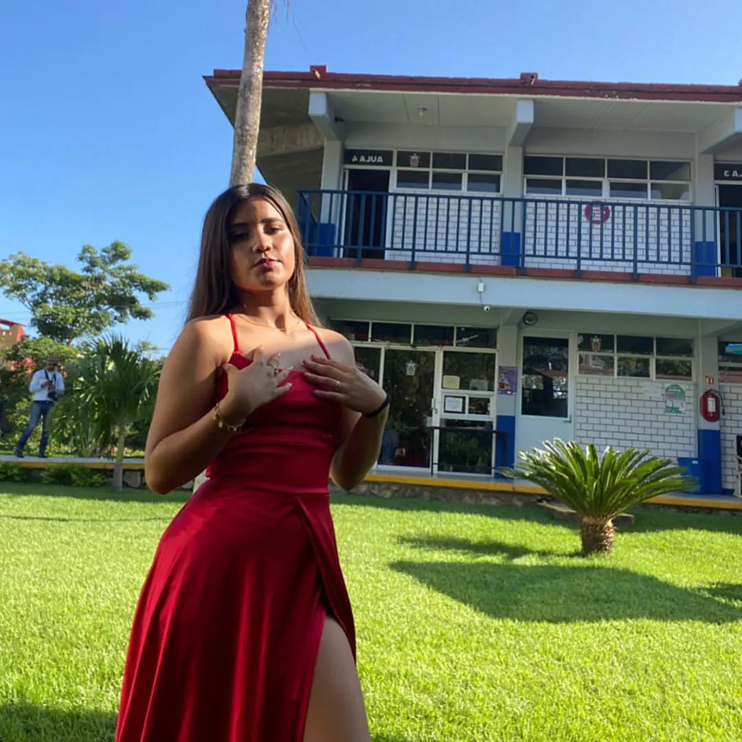 Instagram: dani.dcastillo