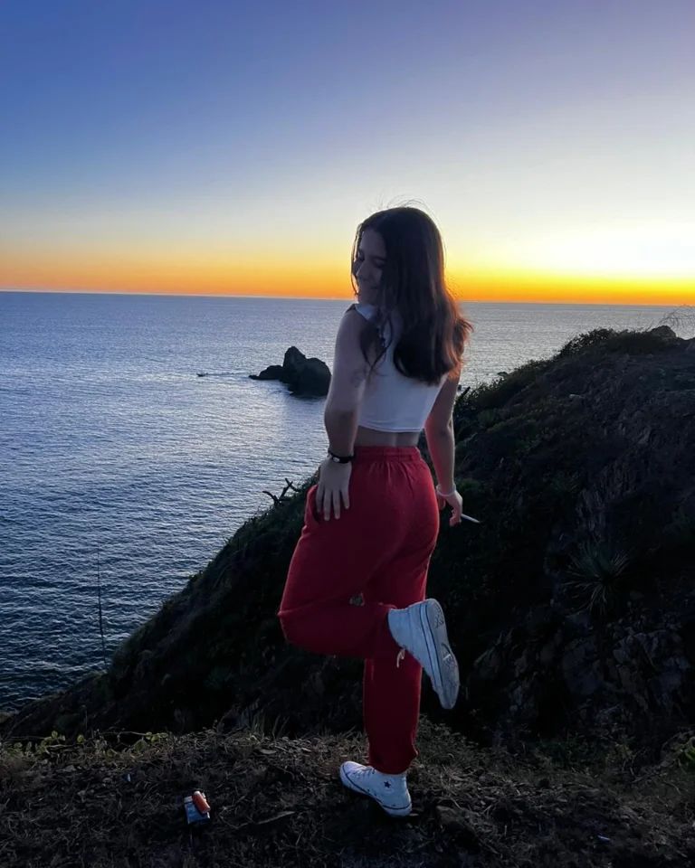 Instagram: dani.dcastillo