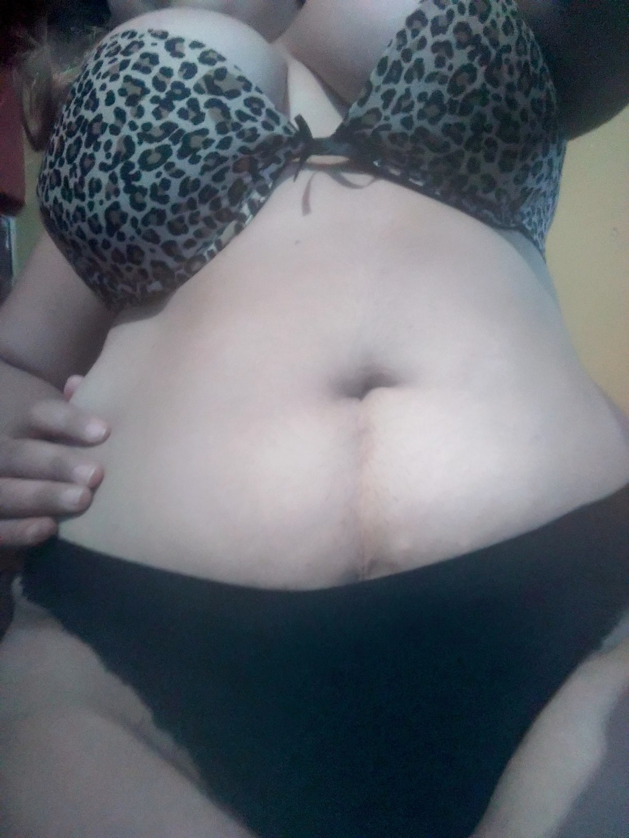 Una gordita tetona clásico bien cachonda