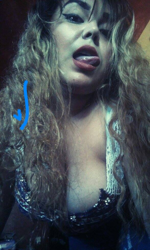 Una gordita tetona clásico bien cachonda