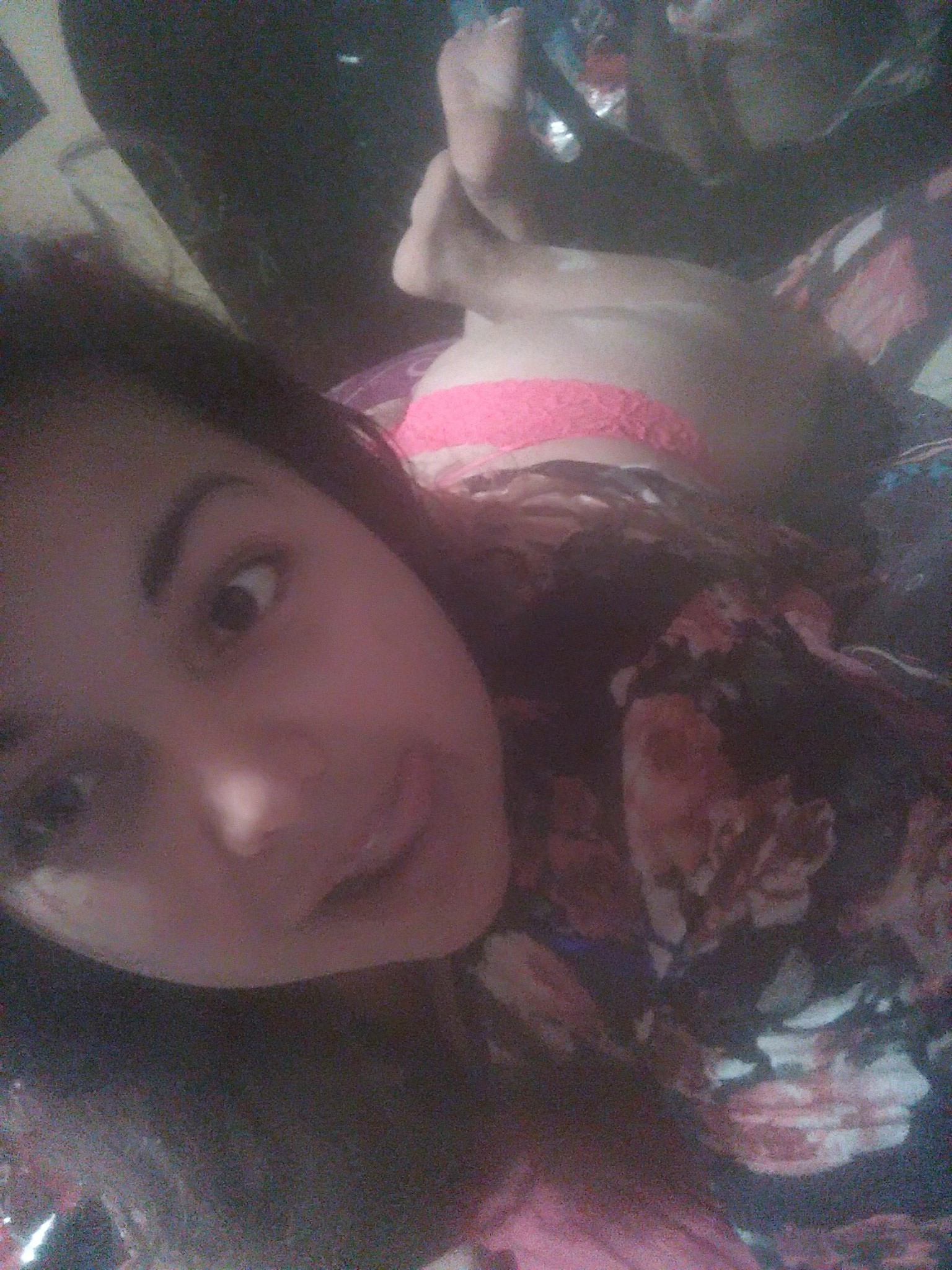 Una gordita tetona clásico bien cachonda